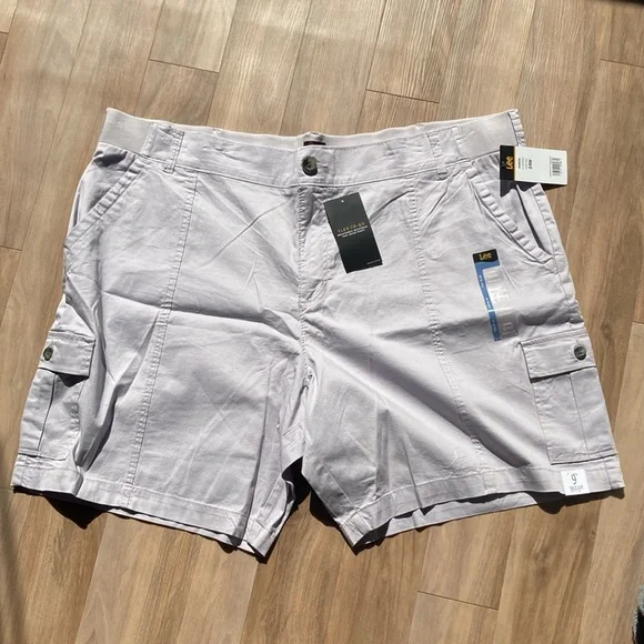 Lee Bermuda short soft flex comfort waistband midrise 9 in inseam 24W - Picture 5 of 17